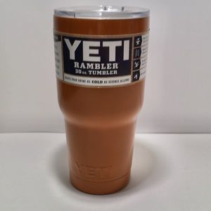 YETI Rambler Tumbler Orange 30 oz Powder CoatedNWT